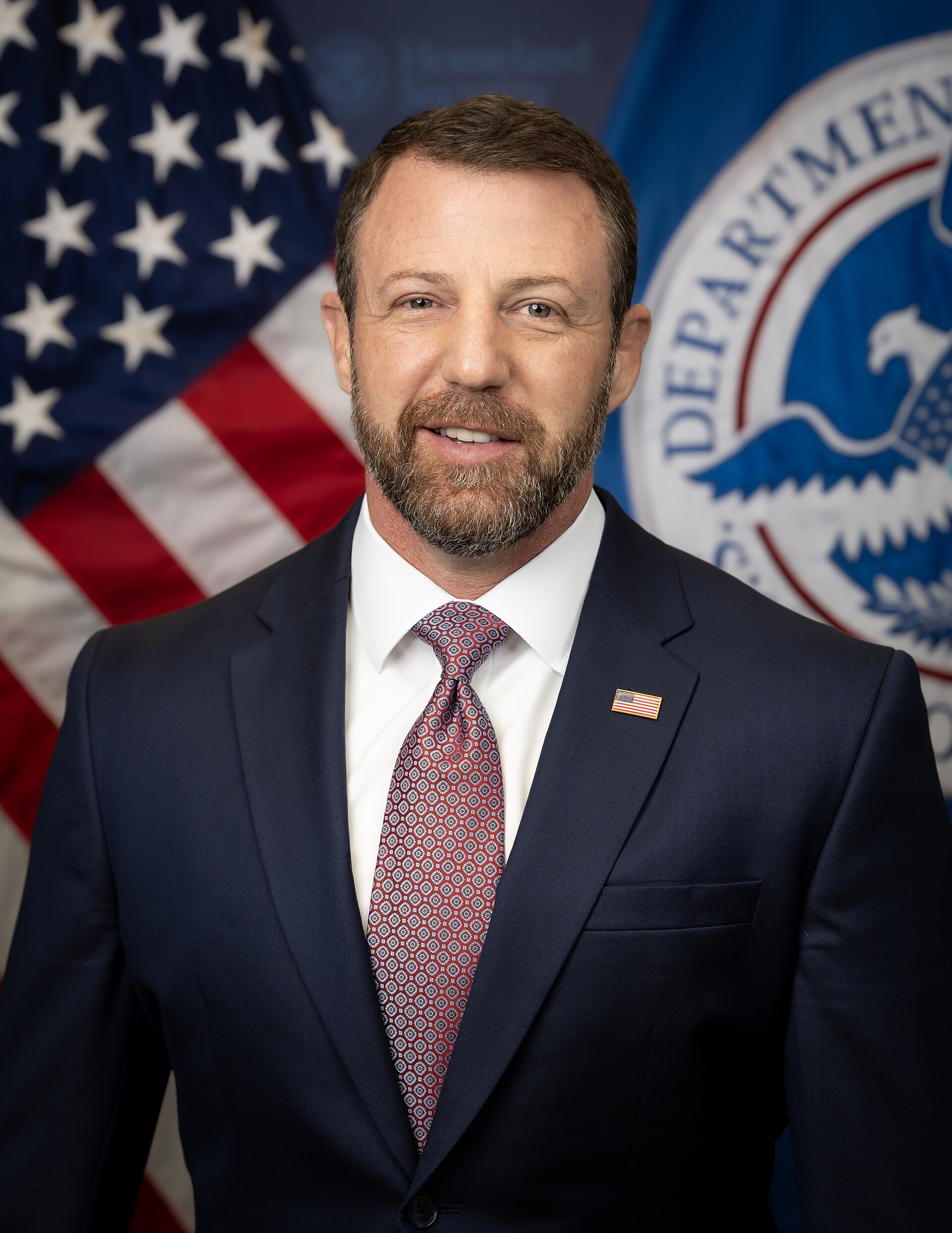 DHS Secretary Markwayne Mullin Official Portrait (DHS photo by Tia Dufour)